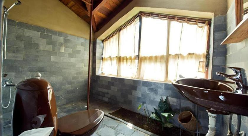 Hananoie - A Permaculture Resort Pokhara Exterior foto