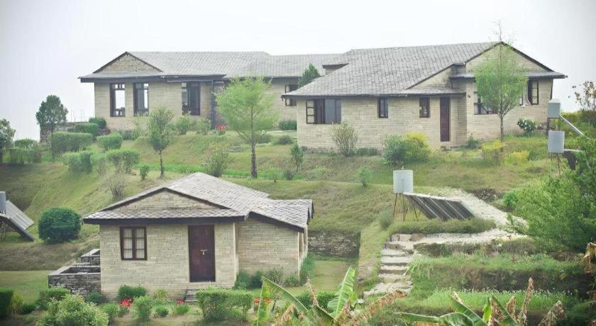 Hananoie - A Permaculture Resort Pokhara Exterior foto